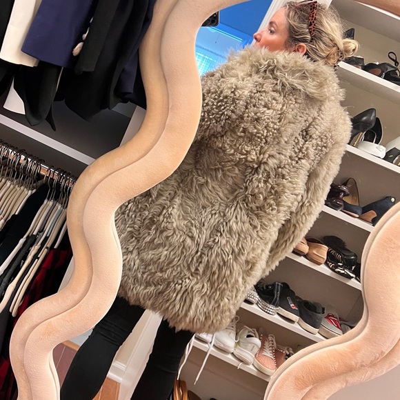 NWT! Saint Laurent sheepskin fur coat • beige • women’s size 38 - Picture 13 of 13